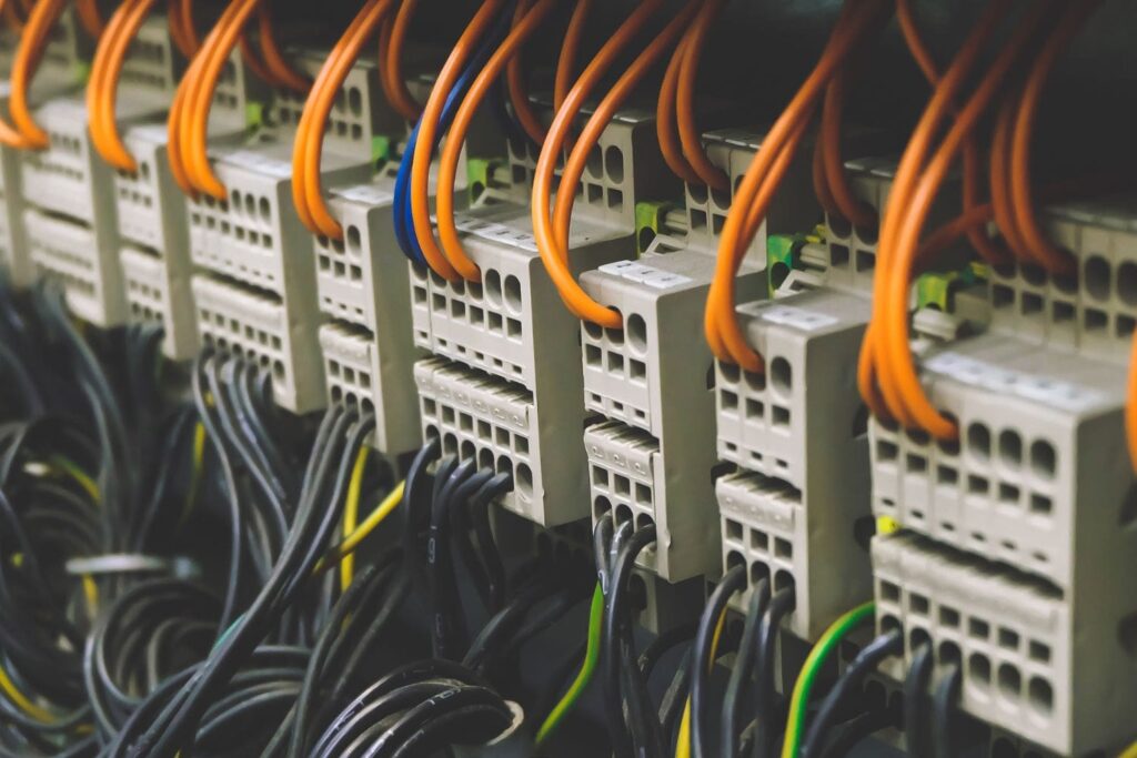 sterowniki plc w inteligentnych systemach automatyki budynkowej